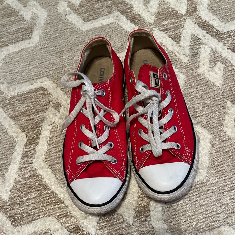 size 6 red converse
